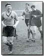 The Canaries setting a stylish yellow and green precedent back in 59...